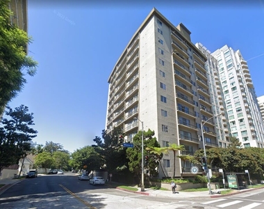 10747 Wilshire Blvd - Photo Thumbnail 32