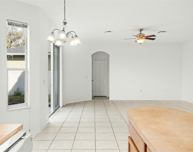 12810 Moss Park Ridge Drive - Photo Thumbnail 9