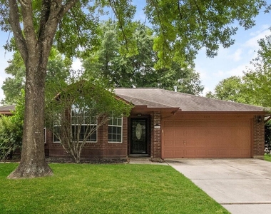 2514 Clear Ridge Drive - Photo Thumbnail 0