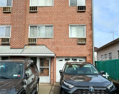 261-15 Hillside Avenue - Photo Thumbnail 0