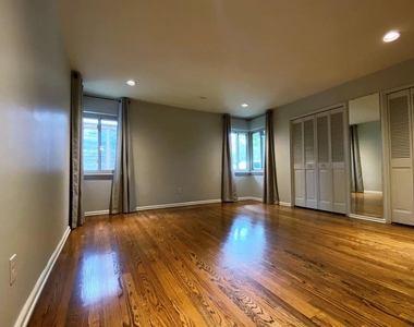 3207 Banbury Place - Photo Thumbnail 21