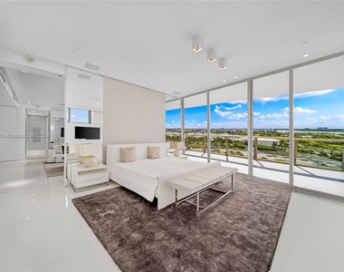 9701 Collins Ave - Photo Thumbnail 34