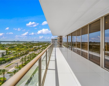 9701 Collins Ave - Photo Thumbnail 15