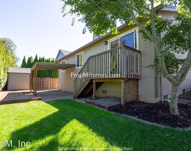 16399 Sw Red Twig Drive - Photo Thumbnail 6