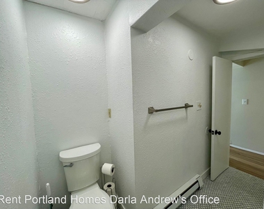 7408 N Delaware Ave - Photo Thumbnail 24