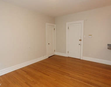 439 W. Melrose, Unit B-7 - Photo Thumbnail 10