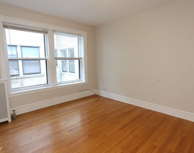 439 W. Melrose, Unit B-7 - Photo Thumbnail 5