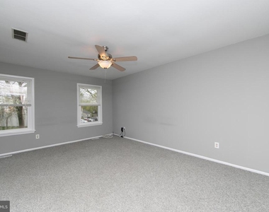 5401 Red Haven Dr - Photo Thumbnail 23