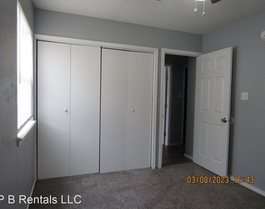 1258 Nw 57th Street - Photo Thumbnail 16