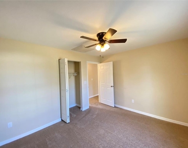 13711 Sw 40th Circle - Photo Thumbnail 17