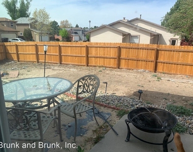 5812 Oakwood Boulevard - Photo Thumbnail 13