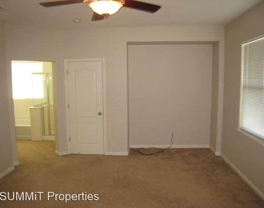 1114 Villaggio Circle - Photo Thumbnail 10