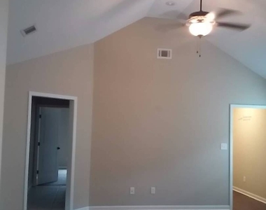 5083 N Greyfield Place - Photo Thumbnail 2