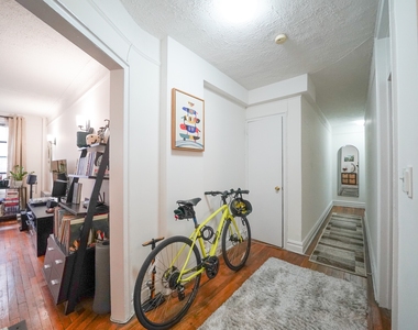 30-75 34th Street - Photo Thumbnail 6