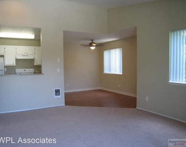 4900 Sw Greensboro Way - Photo Thumbnail 5