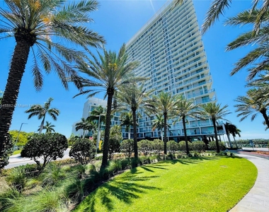 2000 Metropica Way - Photo Thumbnail 41