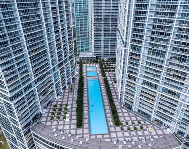 495 Brickell Ave - Photo Thumbnail 35