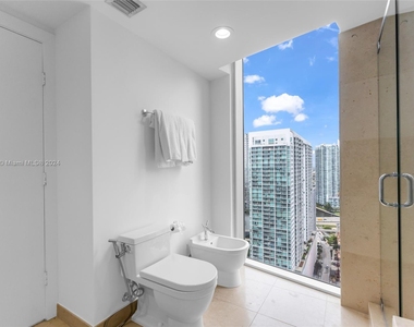 495 Brickell Ave - Photo Thumbnail 20