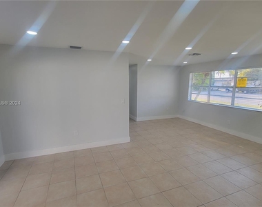 30055 Sw 143rd Ct - Photo Thumbnail 8