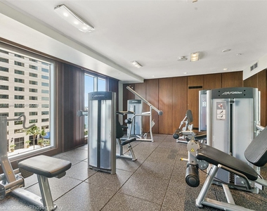 325 S Biscayne Blvd - Photo Thumbnail 45