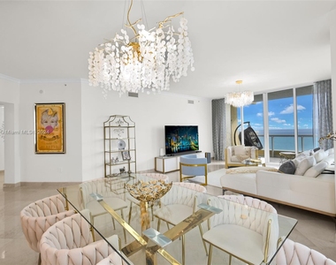 17875 Collins Ave - Photo Thumbnail 21