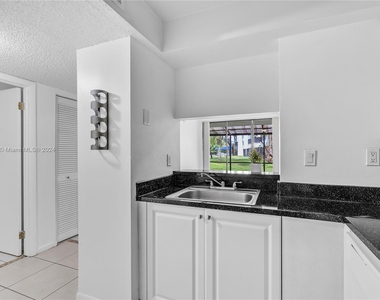 8255 Sw 152nd Ave - Photo Thumbnail 3