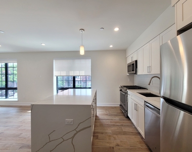 25-70 32nd Street - Photo Thumbnail 1