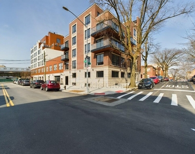 25-70 32nd Street - Photo Thumbnail 10
