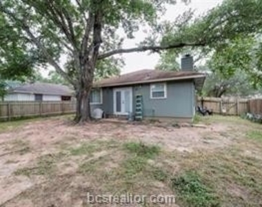 3405 Dallis Drive - Photo Thumbnail 14