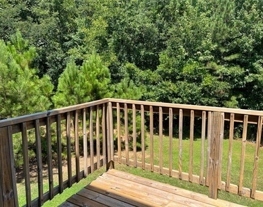 1115 Avalon Terrace - Photo Thumbnail 8