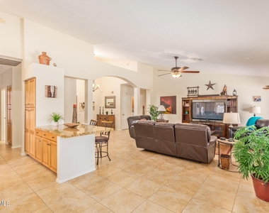 6463 E Palm Street - Photo Thumbnail 5