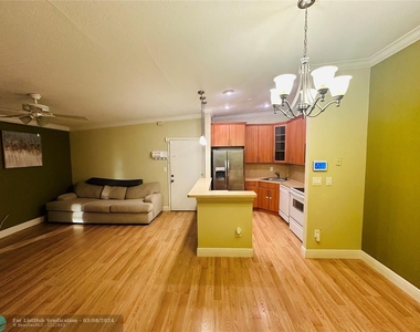 9614 W Mcnab Rd - Photo Thumbnail 5