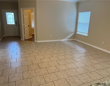 6525 Bauer Dr - Photo Thumbnail 4