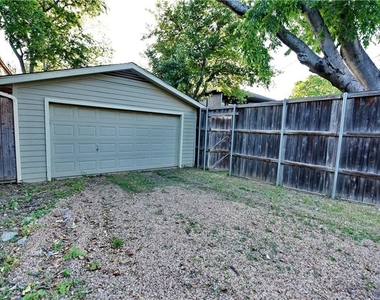 8502 Ridgelea Street - Photo Thumbnail 29