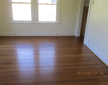 3920 Hawthorne Street - Photo Thumbnail 3