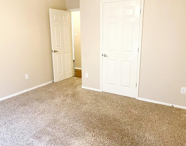 2851 Haymaker Drive - Photo Thumbnail 9