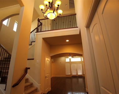 12848 Walnut Ridge Drive - Photo Thumbnail 11