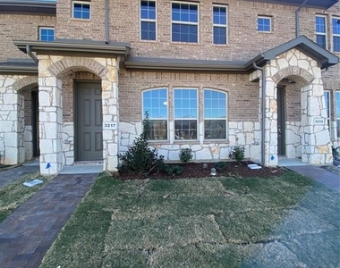 3217 Solana Circle - Photo Thumbnail 0