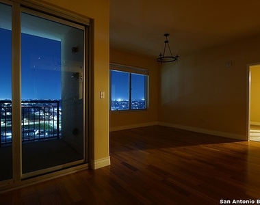 215 Center St. Unit 1404 - Photo Thumbnail 8