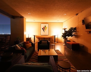 215 Center St. Unit 1404 - Photo Thumbnail 17