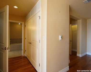 215 Center St. Unit 1404 - Photo Thumbnail 13