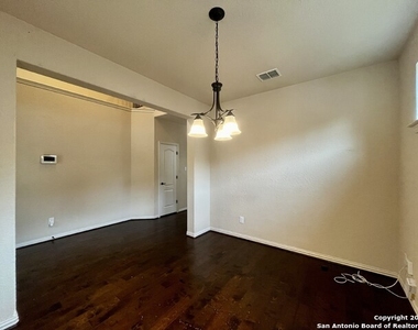 6527 Diego Ln - Photo Thumbnail 3