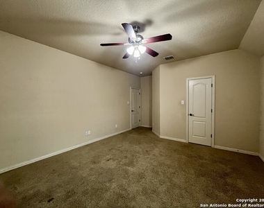 6527 Diego Ln - Photo Thumbnail 19