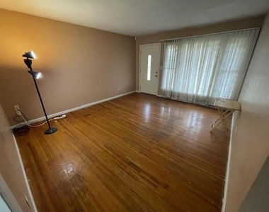 1509 W Dallas - Photo Thumbnail 6