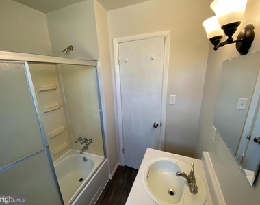 6037 Rosedale Dr - Photo Thumbnail 15