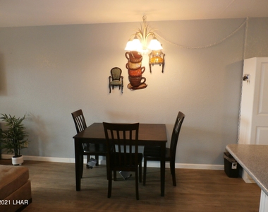 256 Lake Havasu Ave - Photo Thumbnail 6