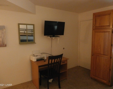 256 Lake Havasu Ave - Photo Thumbnail 15