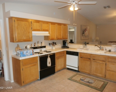 3050 Chemehuevi Blvd - Photo Thumbnail 5