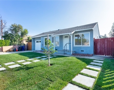 7512 Balboa Boulevard - Photo Thumbnail 1