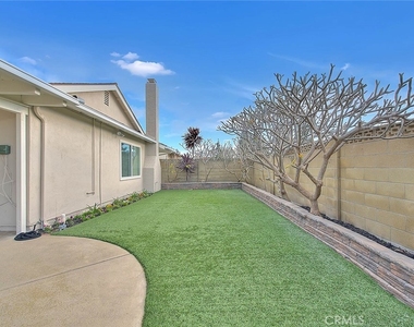 11639 Corinth Circle - Photo Thumbnail 10